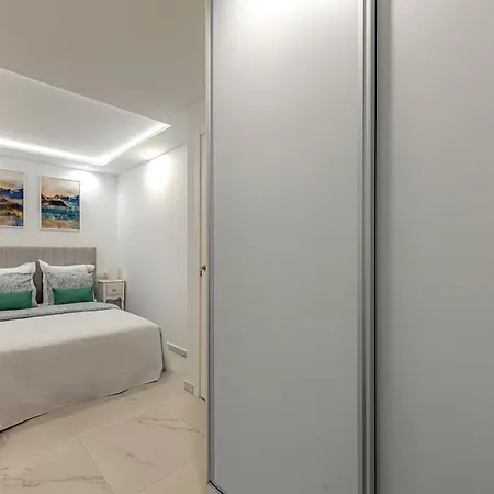 San Eugenio ,, Garanios” Apartamento Costa Adeje (Tenerife)